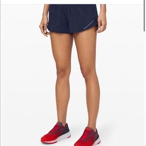 hardly worn lululemon hottt hot II shorts